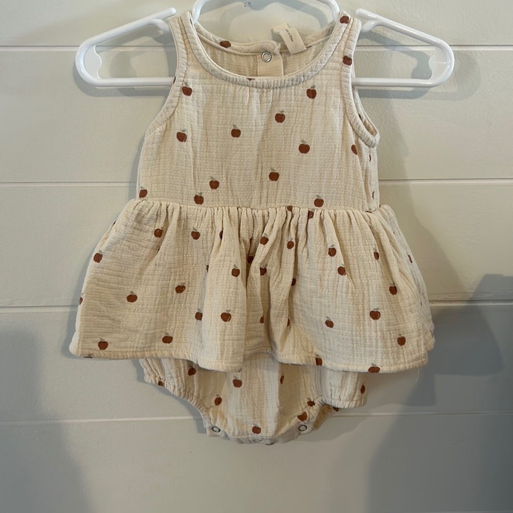 0-3 mon. Quincy Mae Apple print skirted romper